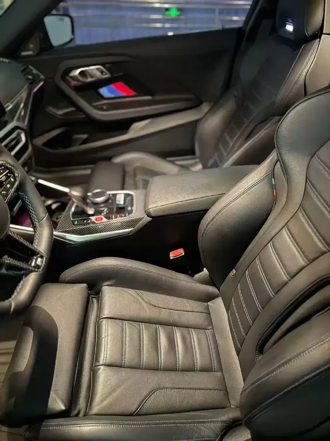 2023 BMW M2 3.0T 460HP L6 8AT,autocango,china used car exporter,china ev exporter,chinese used car exporter,chinese used ev exporter