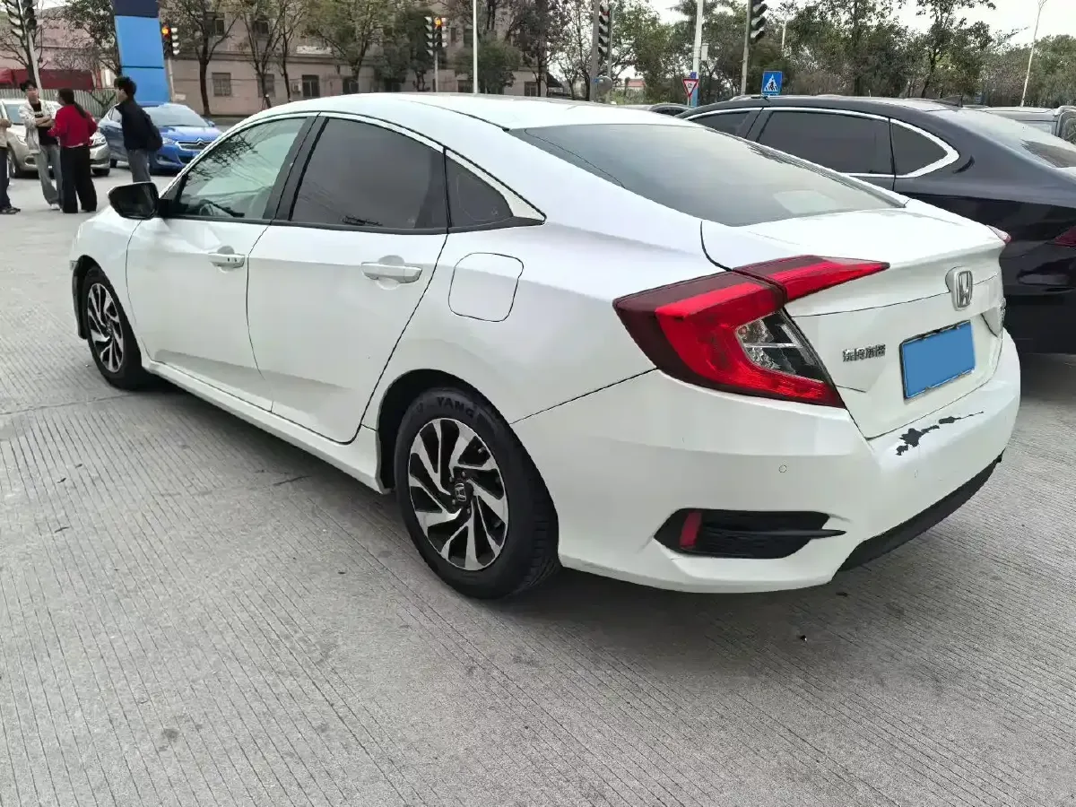 2016 Honda Civic 1.5T 177HP L4 CVT,autocango,china used car exporter,china ev exporter,chinese used car exporter,chinese used ev exporter