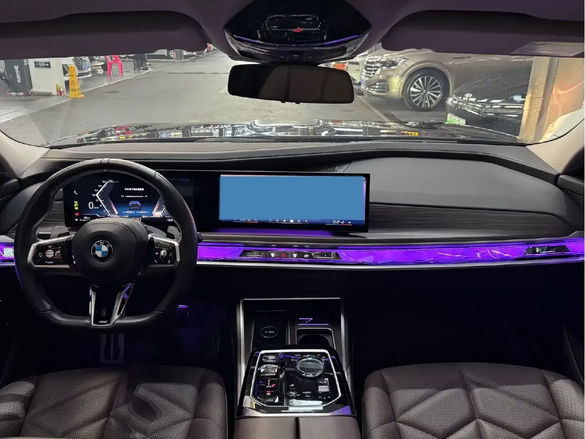 2023 BMW 7 Series 3.0T 272HP L6 8AT,autocango,china used car exporter,china ev exporter,chinese used car exporter,chinese used ev exporter