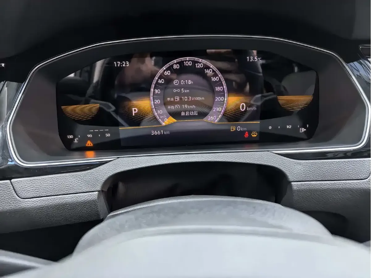 2025 Volkswagen Magotan 2.0T 186HP L4 7DCT,autocango,china used car exporter,china ev exporter,chinese used car exporter,chinese used ev exporter