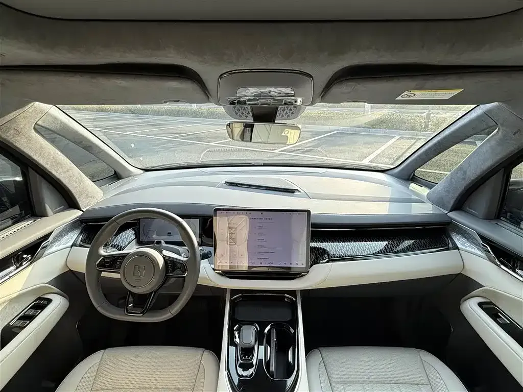 2022 Zeekr 009 BEV 116KWH,autocango,china used car exporter,china ev exporter,chinese used car exporter,chinese used ev exporter