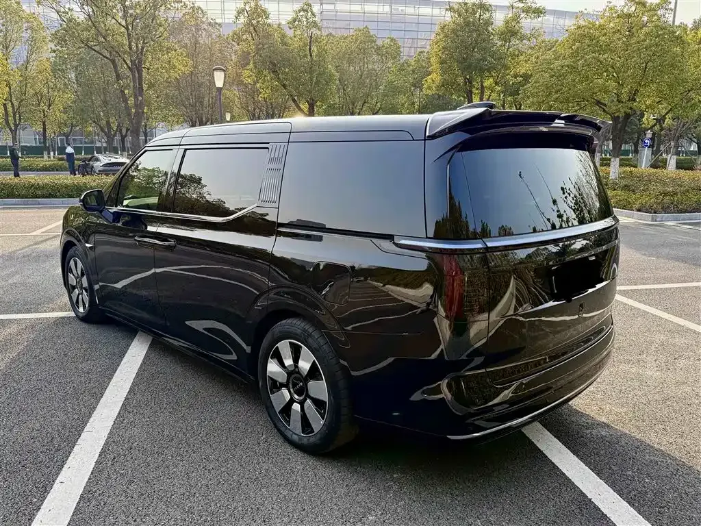 2022 Zeekr 009 BEV 116KWH,autocango,china used car exporter,china ev exporter,chinese used car exporter,chinese used ev exporter