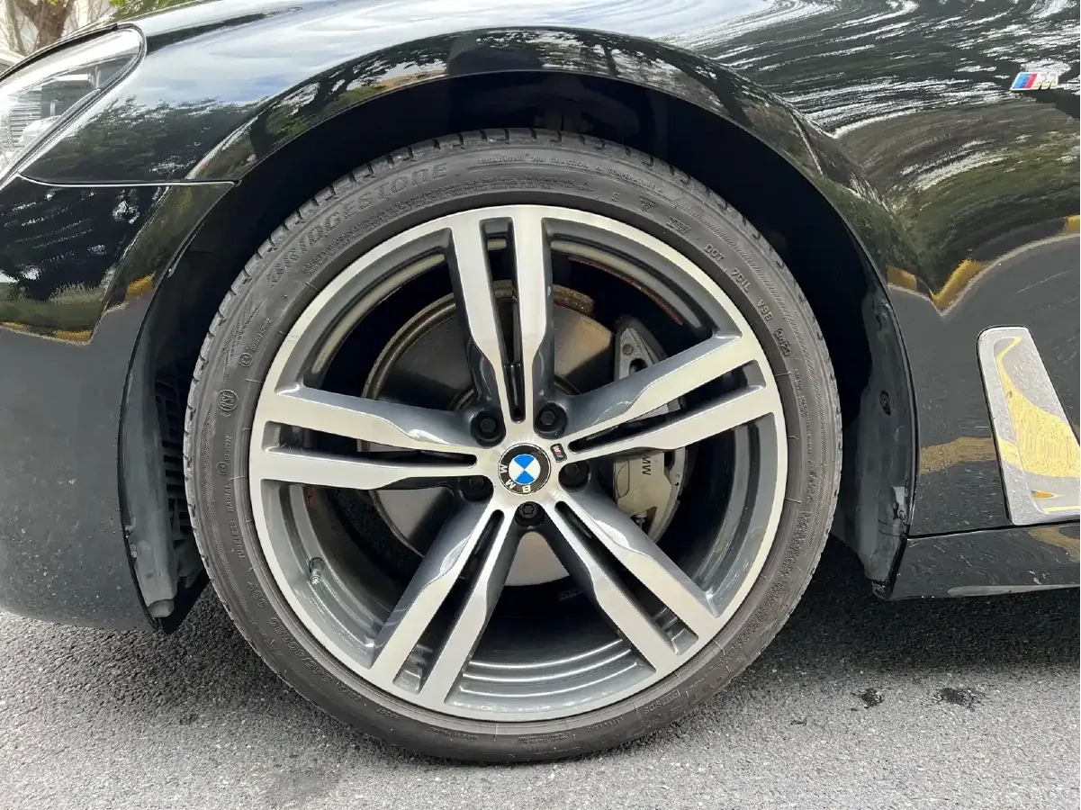 2018 BMW 7 Series 3.0T 326HP L6 8AT,autocango,china used car exporter,china ev exporter,chinese used car exporter,chinese used ev exporter