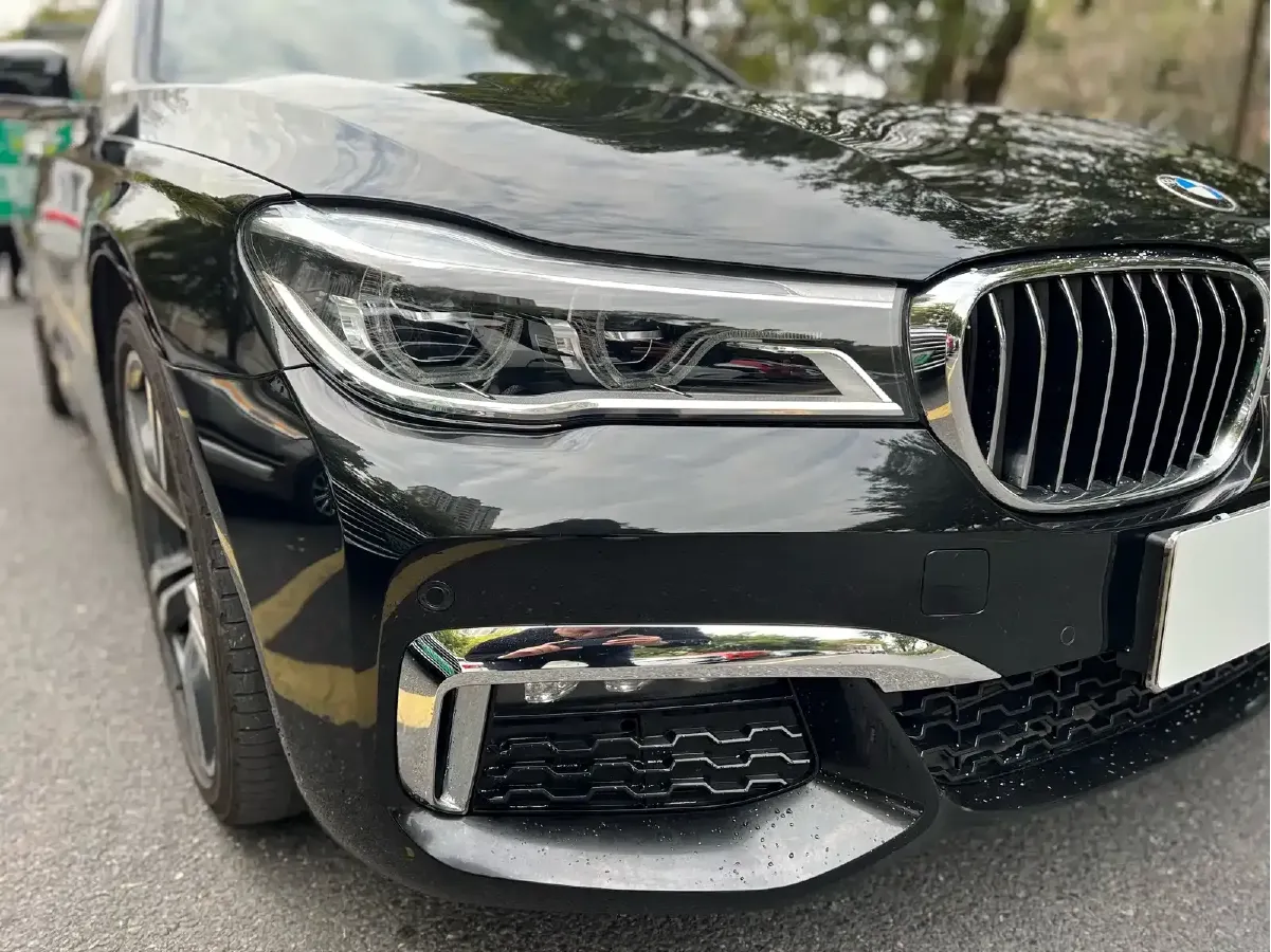 2018 BMW 7 Series 3.0T 326HP L6 8AT,autocango,china used car exporter,china ev exporter,chinese used car exporter,chinese used ev exporter
