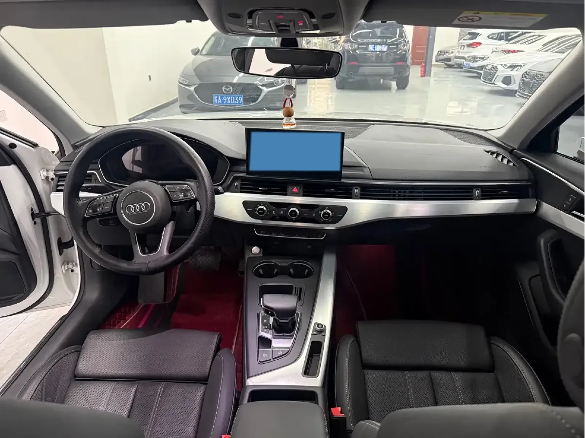 2020 Audi A4L 2.0T 190HP L4 7DCT,autocango,china used car exporter,china ev exporter,chinese used car exporter,chinese used ev exporter