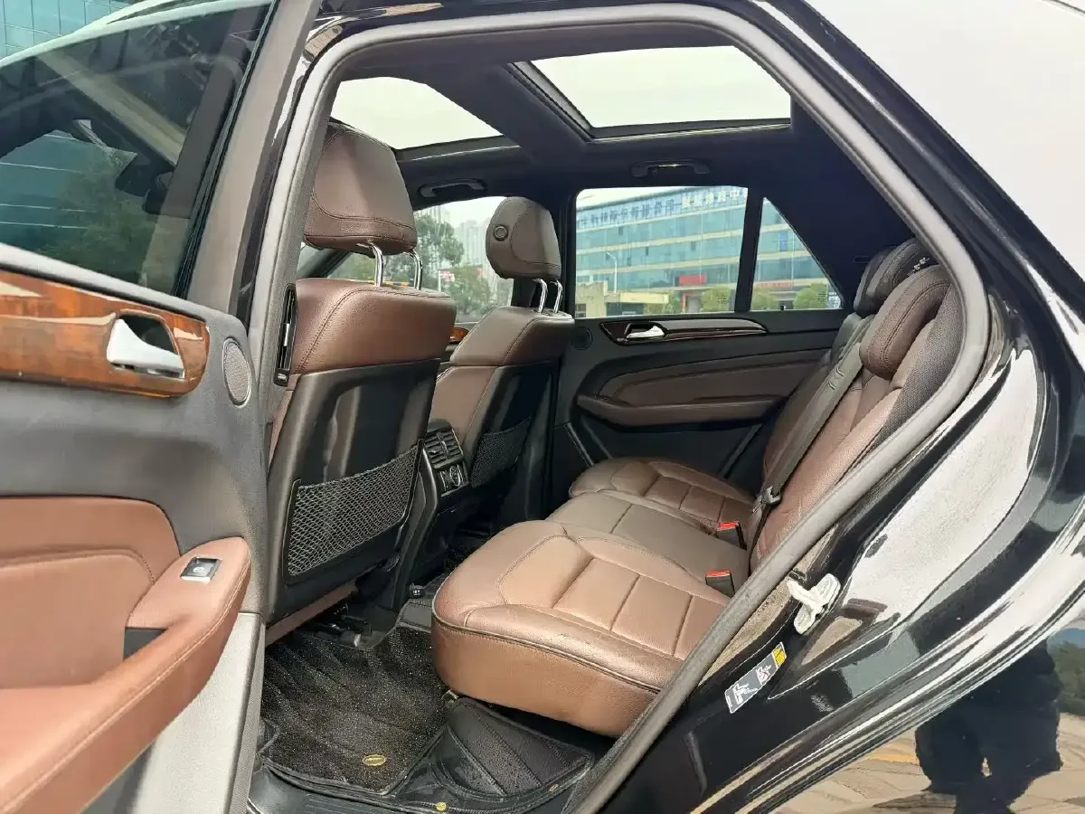 2012 Mercedes-Benz M Class 3.5L 306HP V6 7AT,autocango,china used car exporter,china ev exporter,chinese used car exporter,chinese used ev exporter