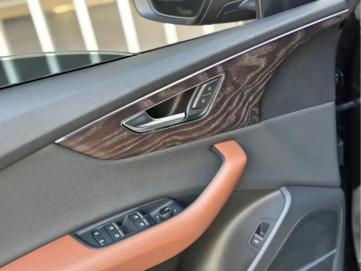 2019 Audi Q8 3.0T 340HP V6 8AT,autocango,china used car exporter,china ev exporter,chinese used car exporter,chinese used ev exporter