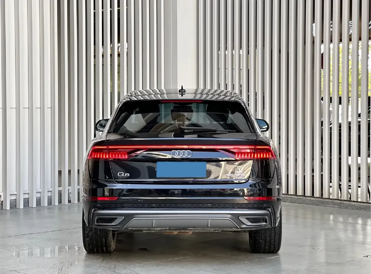 2019 Audi Q8 3.0T 340HP V6 8AT,autocango,china used car exporter,china ev exporter,chinese used car exporter,chinese used ev exporter