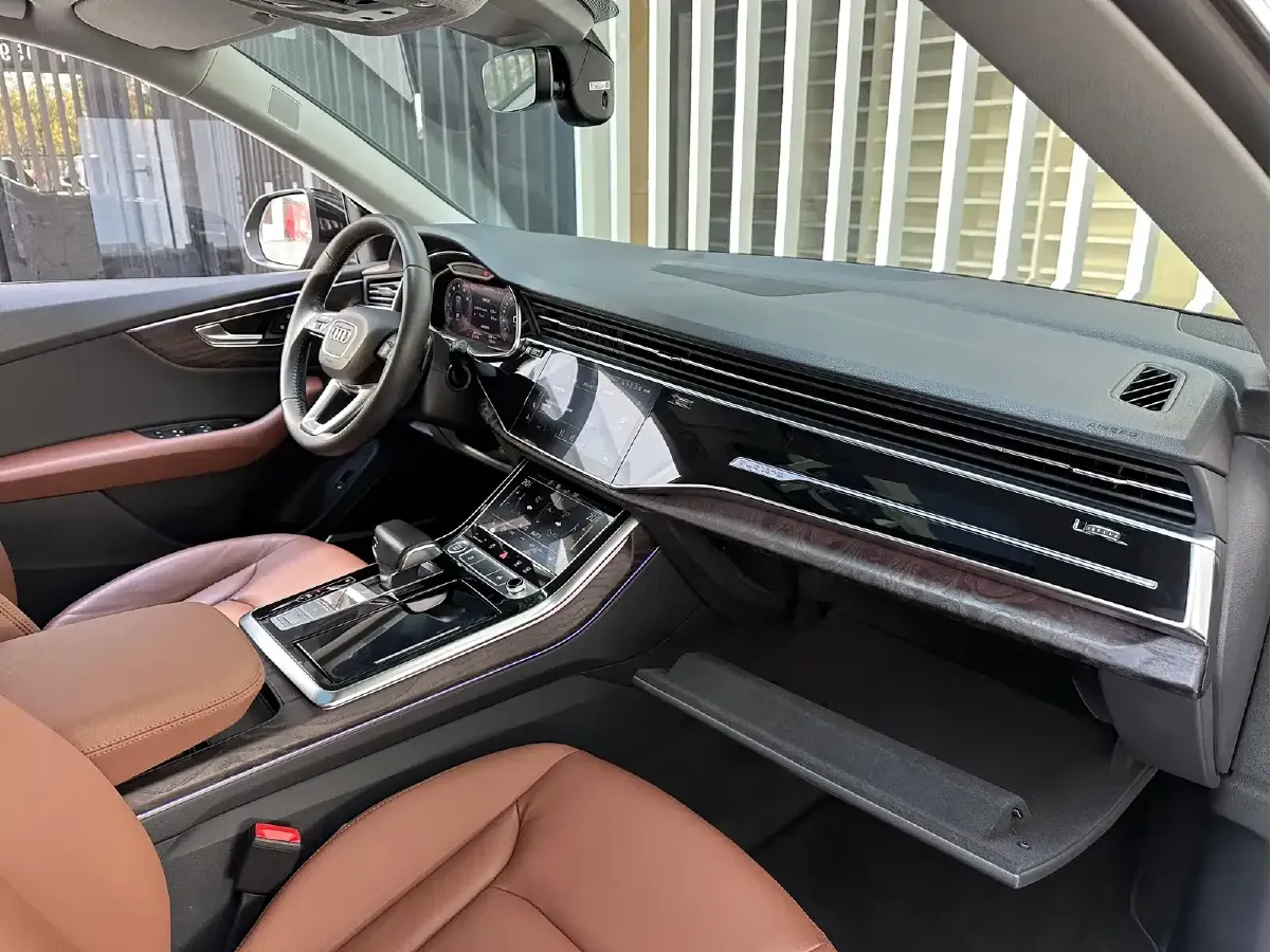 2019 Audi Q8 3.0T 340HP V6 8AT,autocango,china used car exporter,china ev exporter,chinese used car exporter,chinese used ev exporter