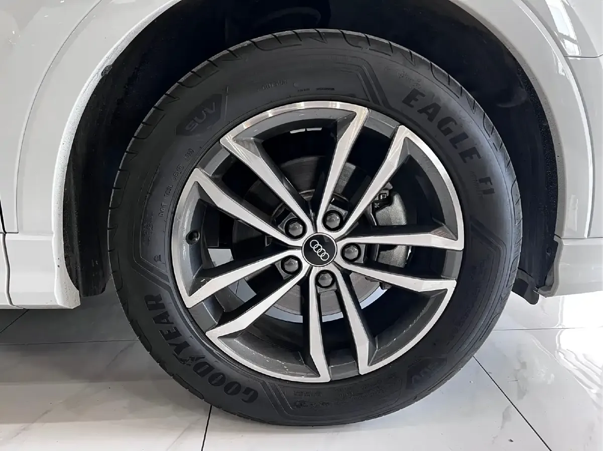 2023 Audi Q3 1.4T 150HP L4 7DCT,autocango,china used car exporter,china ev exporter,chinese used car exporter,chinese used ev exporter