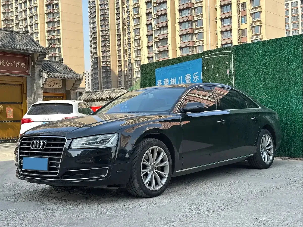 2014 Audi A8 3.0T 290HP V6 8AT,autocango,china used car exporter,china ev exporter,chinese used car exporter,chinese used ev exporter