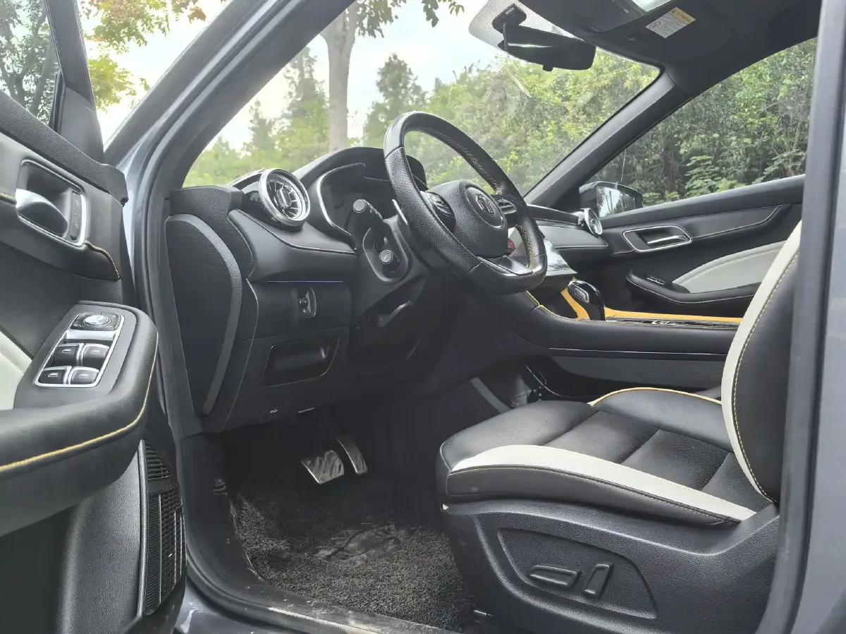 2021 MG MG6 1.5T 181HP L4 7DCT,autocango,china used car exporter,china ev exporter,chinese used car exporter,chinese used ev exporter