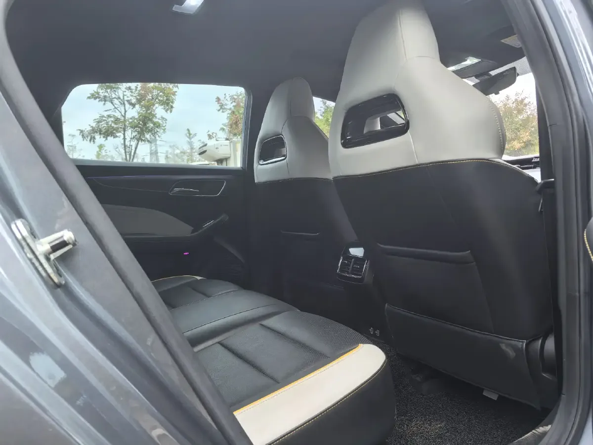 2021 MG MG6 1.5T 181HP L4 7DCT,autocango,china used car exporter,china ev exporter,chinese used car exporter,chinese used ev exporter