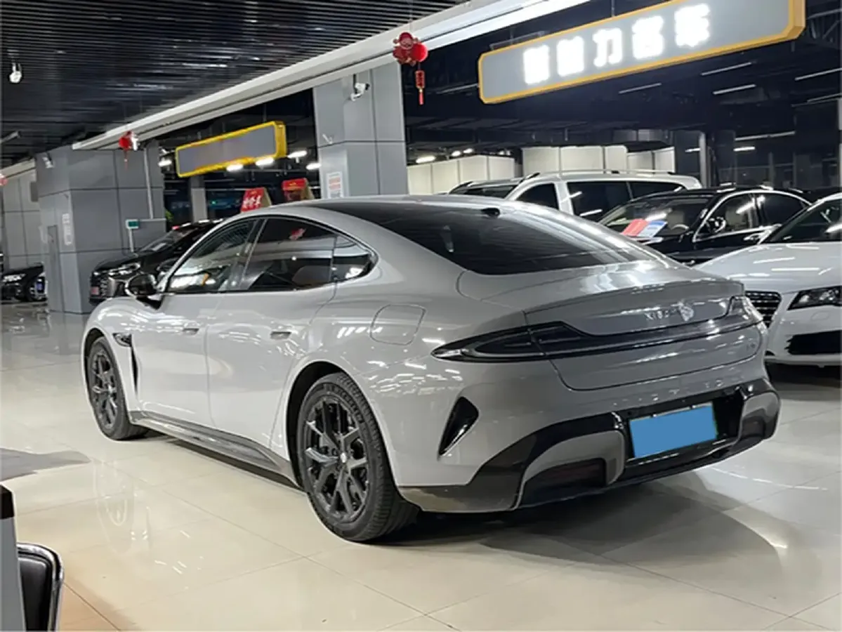 2024 MI SU7 BEV 73.6KWH,autocango,china used car exporter,china ev exporter,chinese used car exporter,chinese used ev exporter