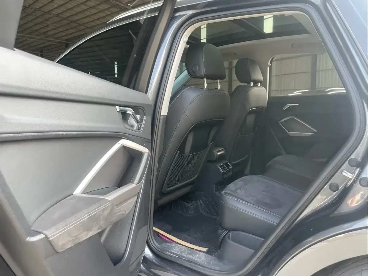 2023 Audi Q3 1.4T 150HP L4 7DCT,autocango,china used car exporter,china ev exporter,chinese used car exporter,chinese used ev exporter