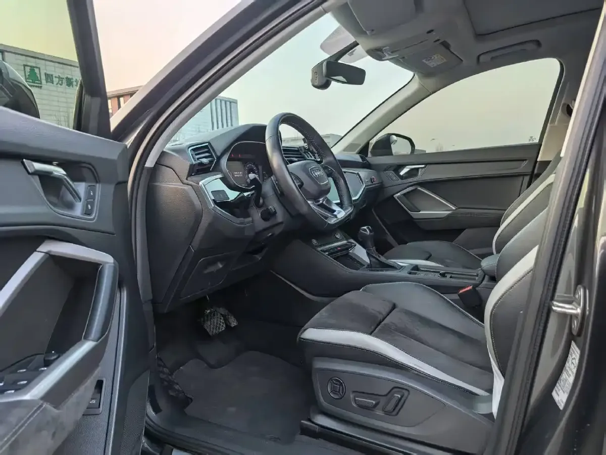 2020 Audi Q3 1.4T 150HP L4 7DCT,autocango,china used car exporter,china ev exporter,chinese used car exporter,chinese used ev exporter