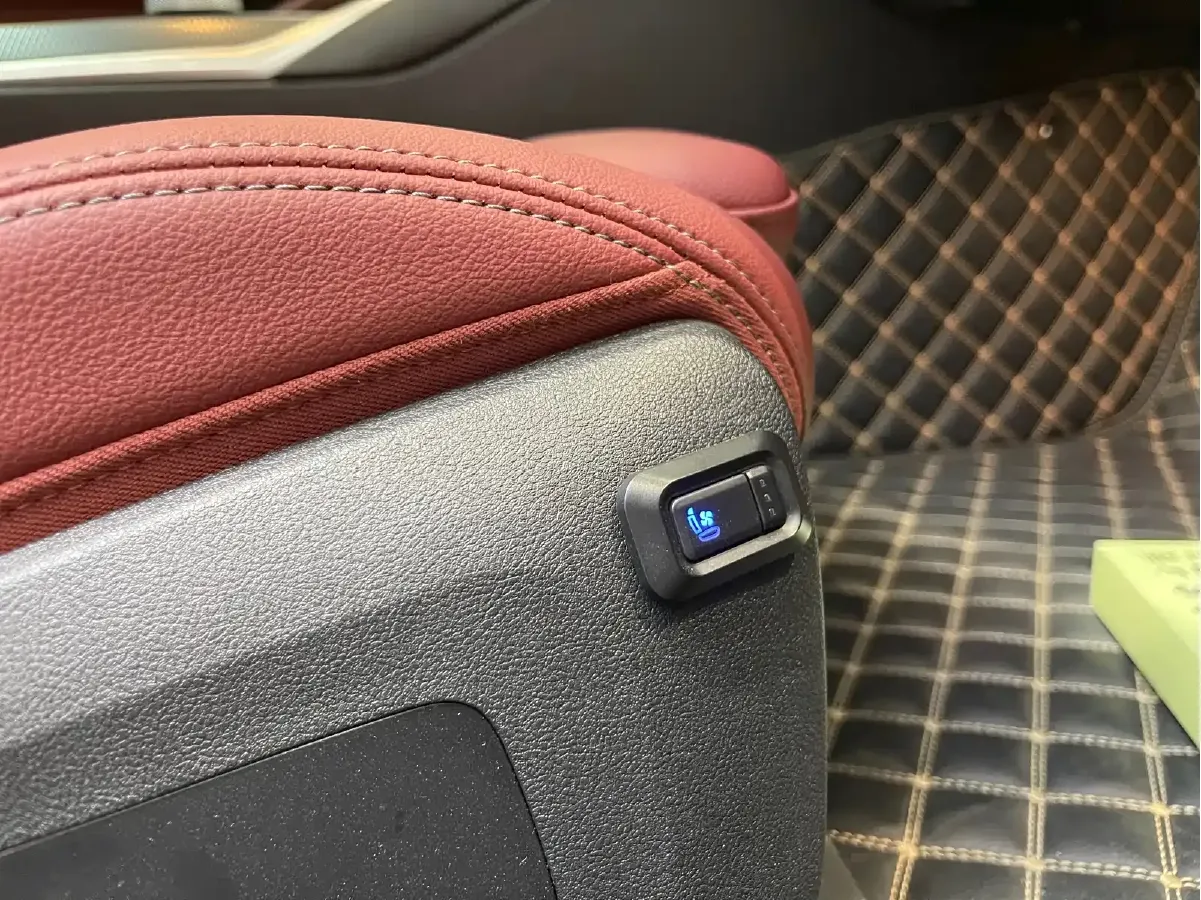 2024 BMW 4 Series 2.0T 245HP L4 8AT,autocango,china used car exporter,china ev exporter,chinese used car exporter,chinese used ev exporter