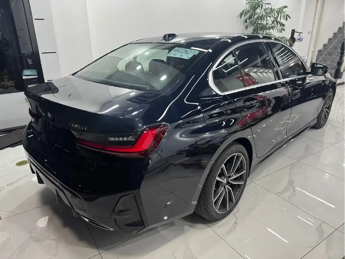 2025 BMW 3 Series 2.0T 184HP L4 8AT,autocango,china used car exporter,china ev exporter,chinese used car exporter,chinese used ev exporter