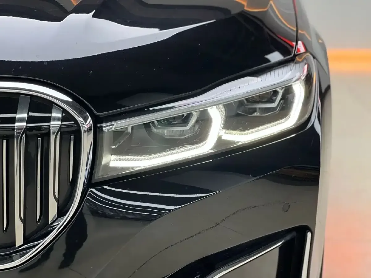 2021 BMW 7 Series 2.0T 265HP L4 8AT,autocango,china used car exporter,china ev exporter,chinese used car exporter,chinese used ev exporter