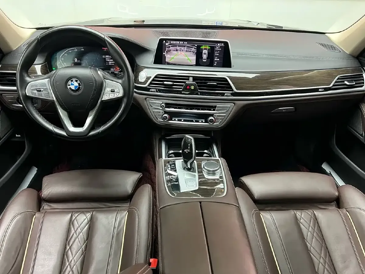 2021 BMW 7 Series 2.0T 265HP L4 8AT,autocango,china used car exporter,china ev exporter,chinese used car exporter,chinese used ev exporter