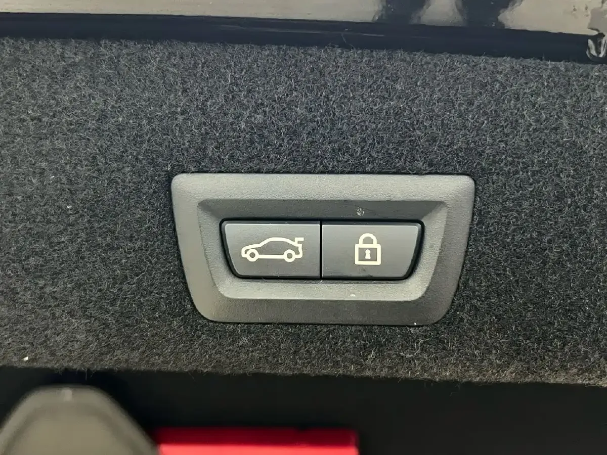 2021 BMW 7 Series 2.0T 265HP L4 8AT,autocango,china used car exporter,china ev exporter,chinese used car exporter,chinese used ev exporter