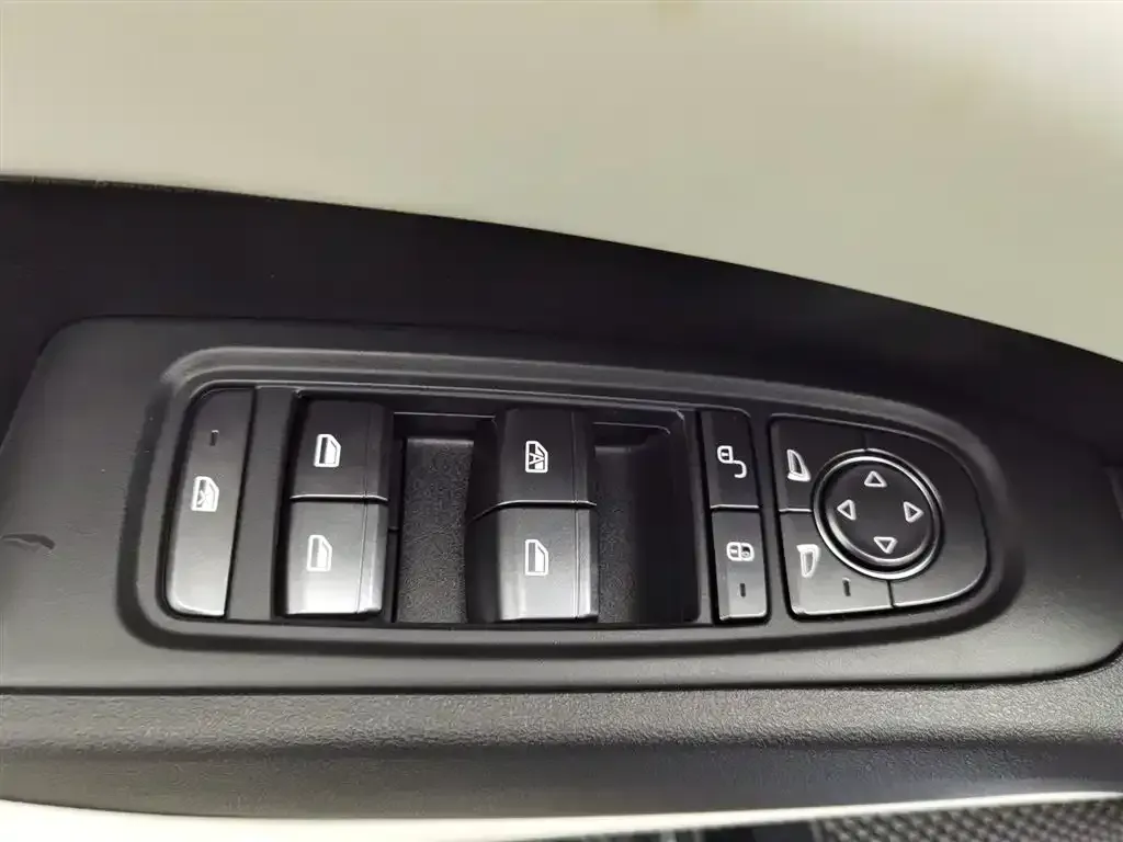 2024 BYD Seal06 1.5L 101HP L4 E-CVT PHEV 10.08KWH,autocango,china used car exporter,china ev exporter,chinese used car exporter,chinese used ev exporter