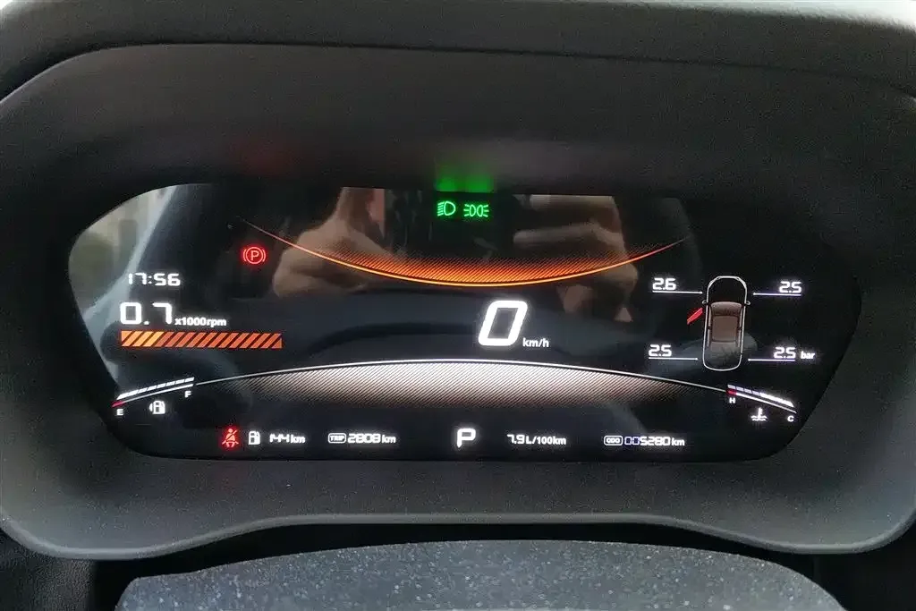 2025 MG 5 1.5L 129HP L4 CVT,autocango,china used car exporter,china ev exporter,chinese used car exporter,chinese used ev exporter