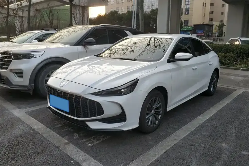 2025 MG 5 1.5L 129HP L4 CVT,autocango,china used car exporter,china ev exporter,chinese used car exporter,chinese used ev exporter