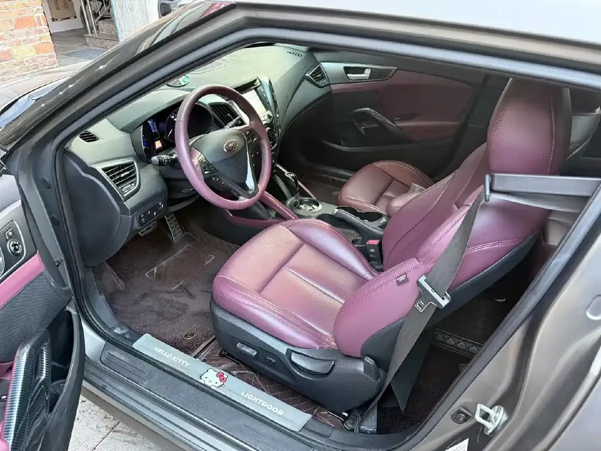 2012 Hyundai Veloster 1.6T 204HP L4 6AT,autocango,china used car exporter,china ev exporter,chinese used car exporter,chinese used ev exporter