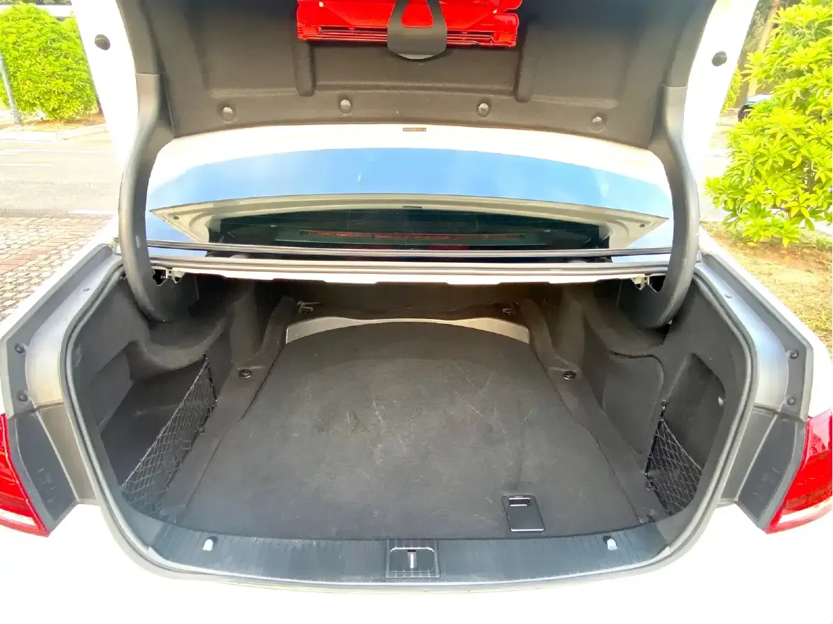 2015 Mercedes-Benz E Class 2.0T 211HP L4 7AT,autocango,china used car exporter,china ev exporter,chinese used car exporter,chinese used ev exporter