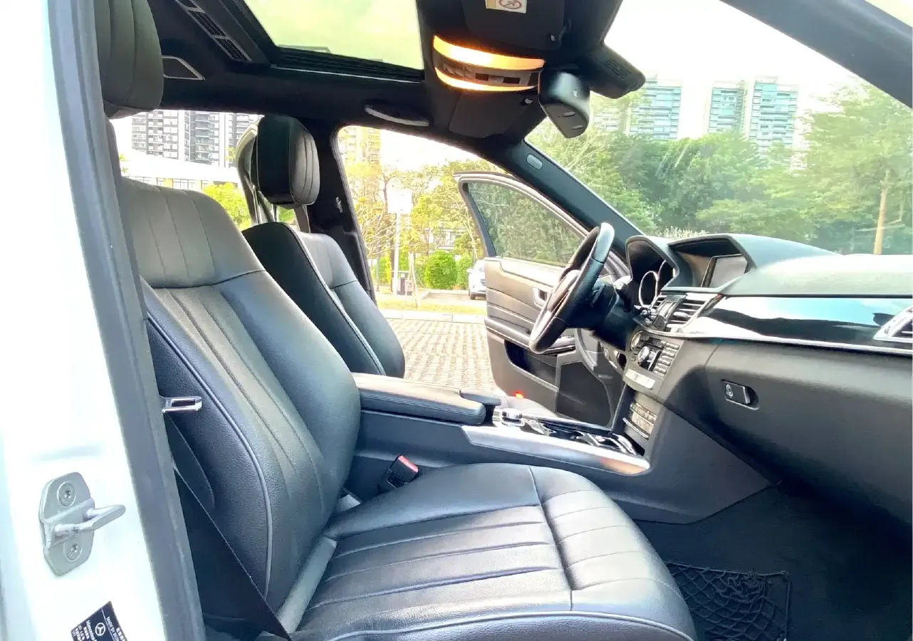 2015 Mercedes-Benz E Class 2.0T 211HP L4 7AT,autocango,china used car exporter,china ev exporter,chinese used car exporter,chinese used ev exporter