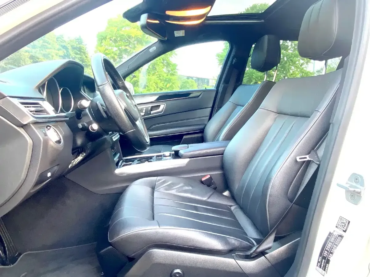 2015 Mercedes-Benz E Class 2.0T 211HP L4 7AT,autocango,china used car exporter,china ev exporter,chinese used car exporter,chinese used ev exporter