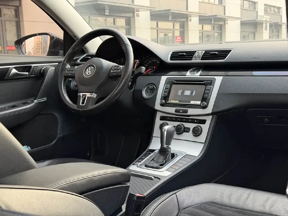 2016 Volkswagen Magotan 1.8T 160HP L4 7DCT,autocango,china used car exporter,china ev exporter,chinese used car exporter,chinese used ev exporter