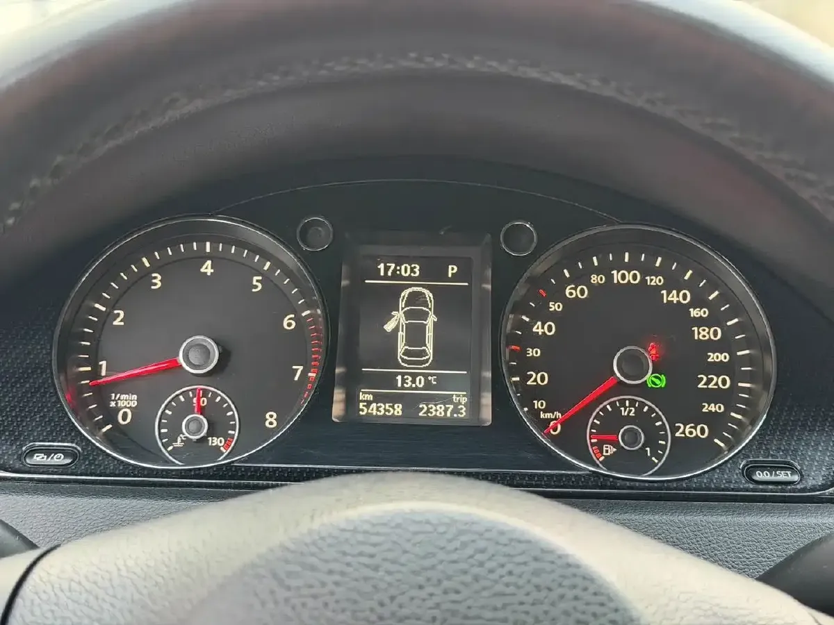 2016 Volkswagen Magotan 1.8T 160HP L4 7DCT,autocango,china used car exporter,china ev exporter,chinese used car exporter,chinese used ev exporter