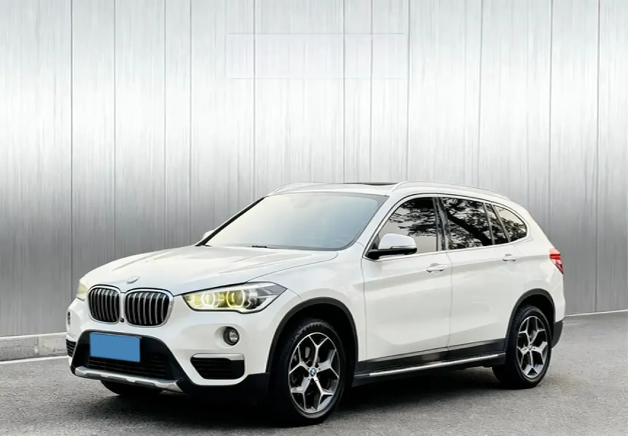 2019 BMW X1 1.5T 136HP L3 6AT,autocango,china used car exporter,china ev exporter,chinese used car exporter,chinese used ev exporter