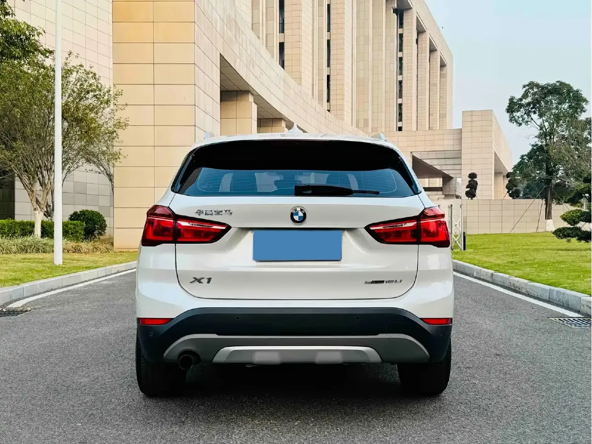 2019 BMW X1 1.5T 136HP L3 6AT,autocango,china used car exporter,china ev exporter,chinese used car exporter,chinese used ev exporter