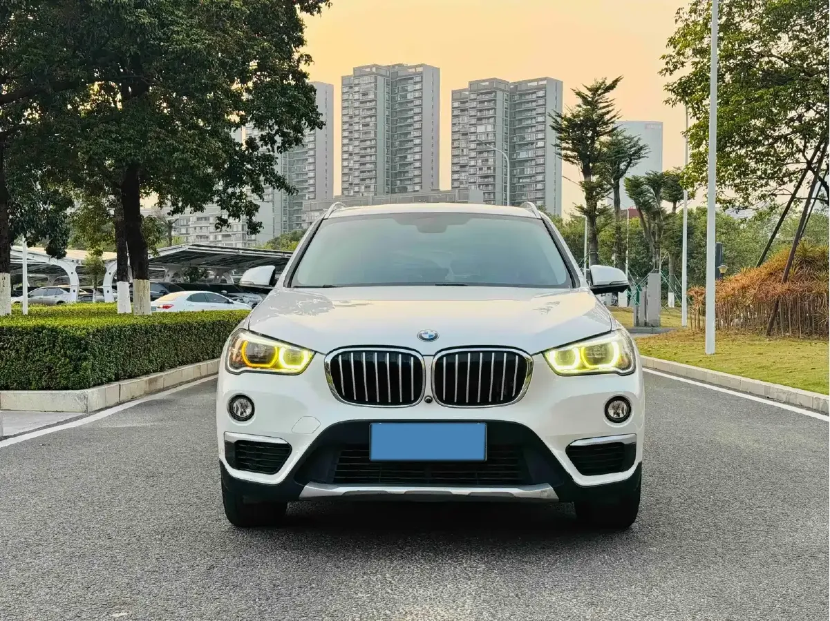 2019 BMW X1 1.5T 136HP L3 6AT,autocango,china used car exporter,china ev exporter,chinese used car exporter,chinese used ev exporter