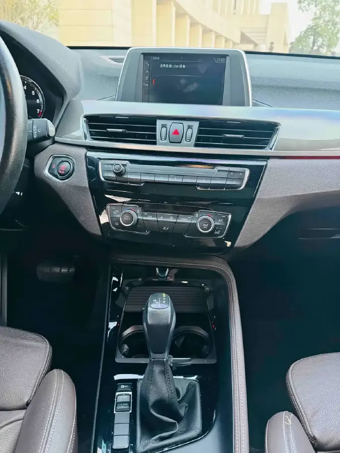 2019 BMW X1 1.5T 136HP L3 6AT,autocango,china used car exporter,china ev exporter,chinese used car exporter,chinese used ev exporter