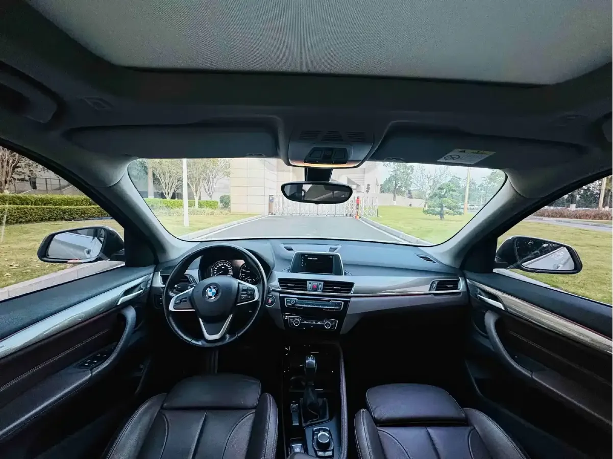 2019 BMW X1 1.5T 136HP L3 6AT,autocango,china used car exporter,china ev exporter,chinese used car exporter,chinese used ev exporter