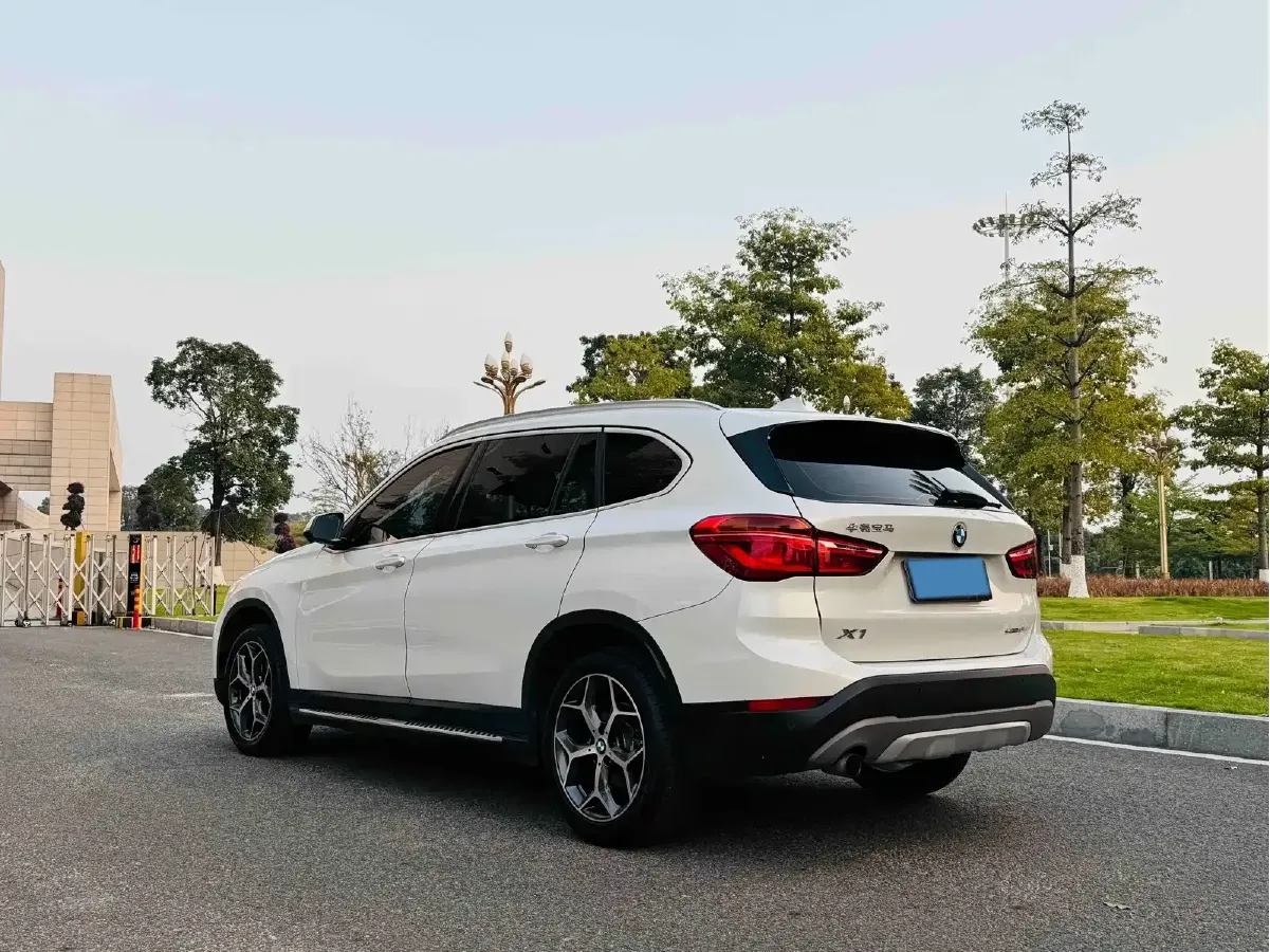 2019 BMW X1 1.5T 136HP L3 6AT,autocango,china used car exporter,china ev exporter,chinese used car exporter,chinese used ev exporter