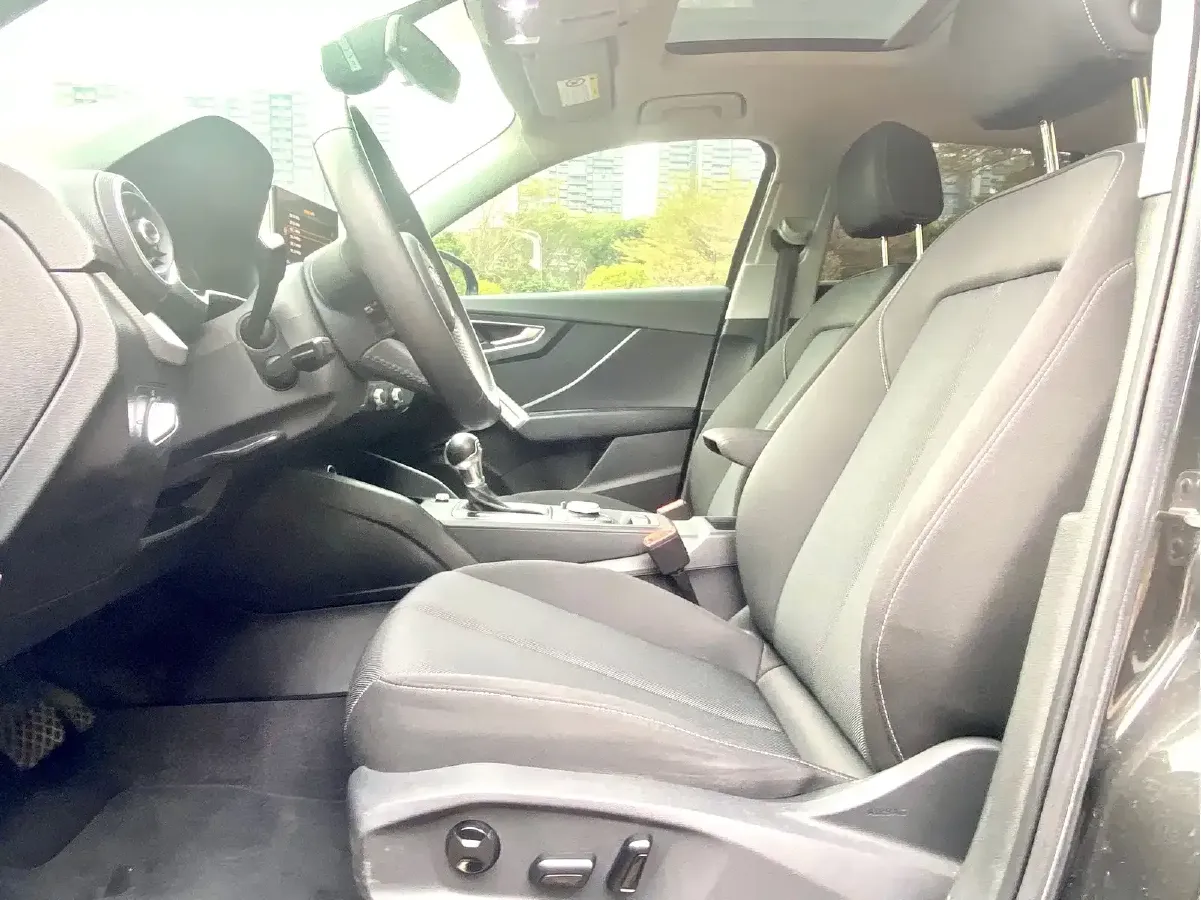 2021 Audi Q2L 1.4T 150HP L4 7DCT,autocango,china used car exporter,china ev exporter,chinese used car exporter,chinese used ev exporter