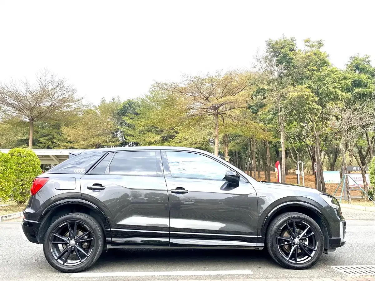 2021 Audi Q2L 1.4T 150HP L4 7DCT,autocango,china used car exporter,china ev exporter,chinese used car exporter,chinese used ev exporter