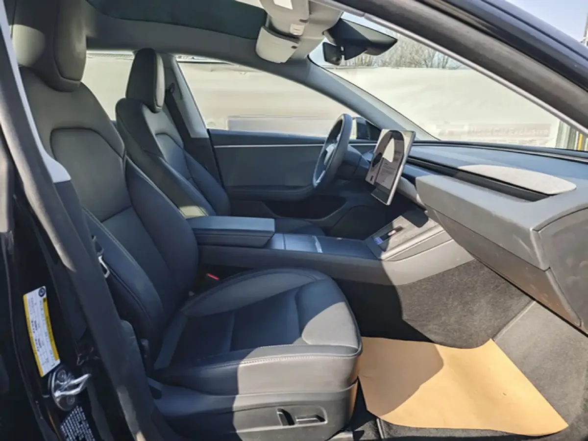 2023 Tesla Model 3 BEV 60KWH,autocango,china used car exporter,china ev exporter,chinese used car exporter,chinese used ev exporter