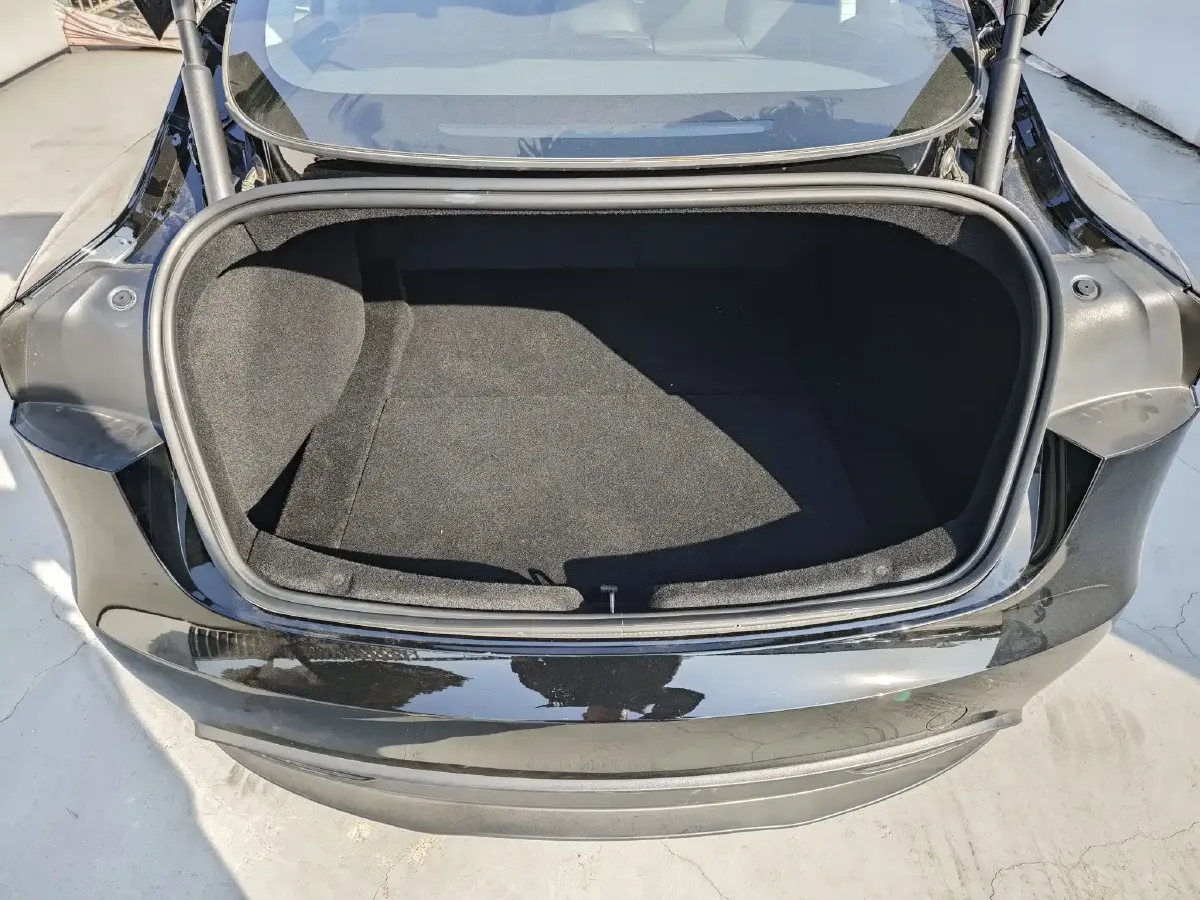 2023 Tesla Model 3 BEV 60KWH,autocango,china used car exporter,china ev exporter,chinese used car exporter,chinese used ev exporter