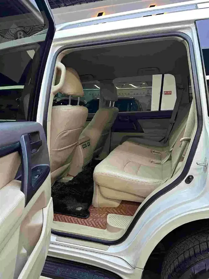 2015 Toyota Land Cruiser 4.0L 275HP V6 5AT,autocango,china used car exporter,china ev exporter,chinese used car exporter,chinese used ev exporter