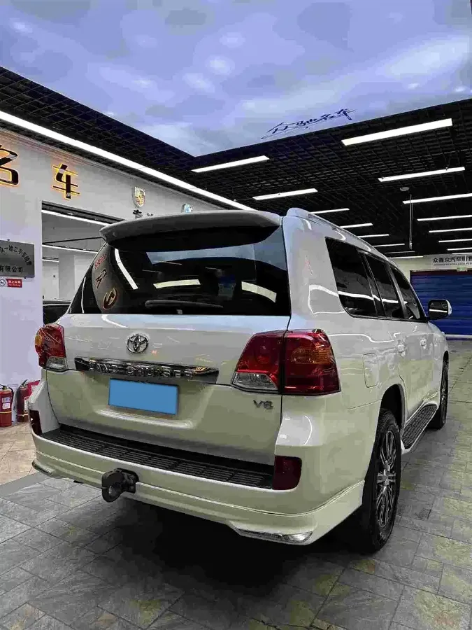 2015 Toyota Land Cruiser 4.0L 275HP V6 5AT,autocango,china used car exporter,china ev exporter,chinese used car exporter,chinese used ev exporter