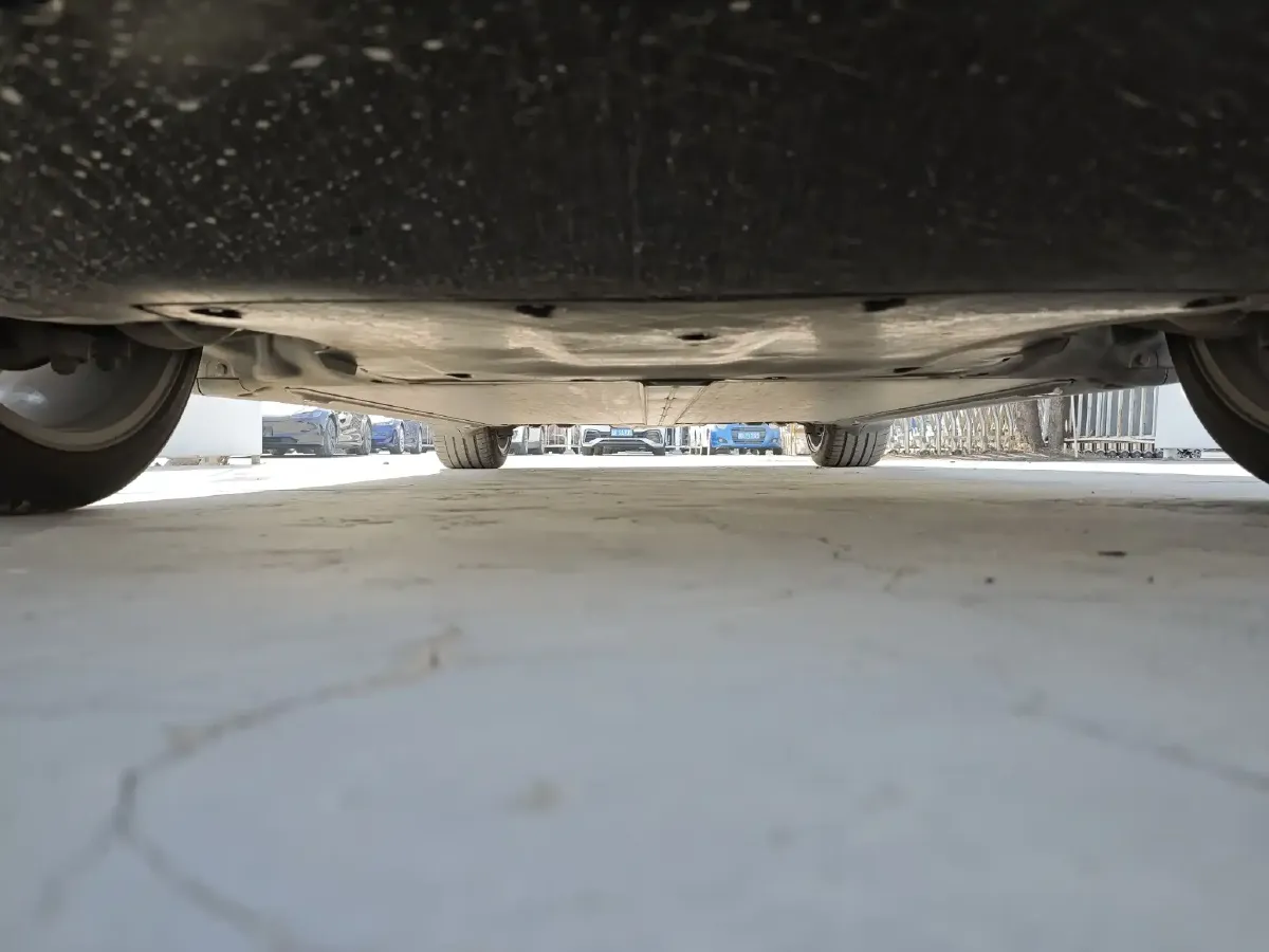 2025 Tesla Model Y BEV 62.5KWH,autocango,china used car exporter,china ev exporter,chinese used car exporter,chinese used ev exporter