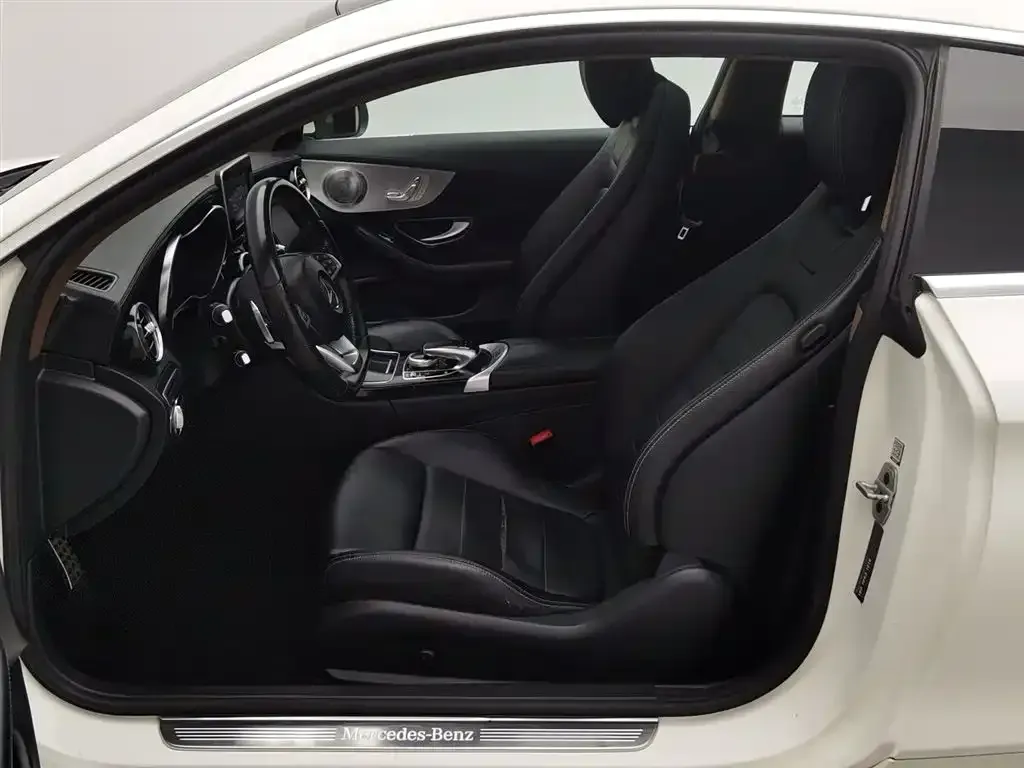 2017 Mercedes-Benz C Class 2.0T 184HP L4 7AT,autocango,china used car exporter,china ev exporter,chinese used car exporter,chinese used ev exporter