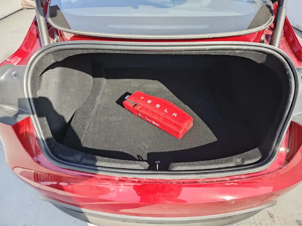 2023 Tesla Model 3 BEV 60KWH,autocango,china used car exporter,china ev exporter,chinese used car exporter,chinese used ev exporter