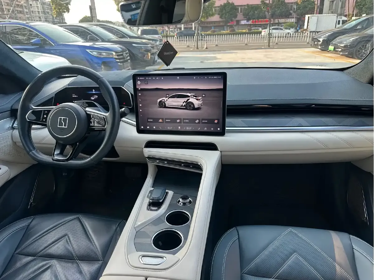 2022 Zeekr 001 BEV 86KWH,autocango,china used car exporter,china ev exporter,chinese used car exporter,chinese used ev exporter